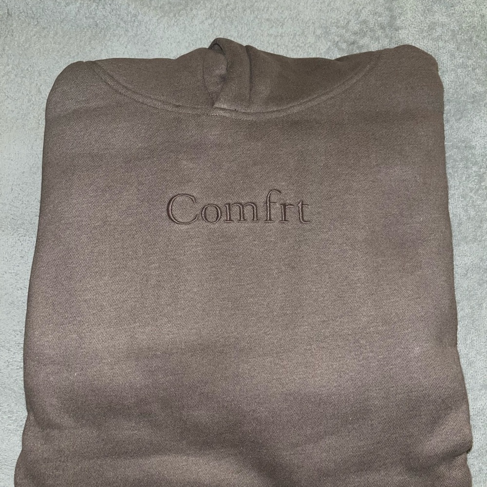 Woman’s Comfort Hoodie Size M in Chocolate